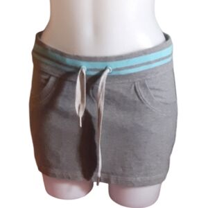 size 4 lululemon athletics work out tennis skirt